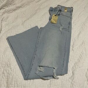 NWT vibrant mom ripped jeans #60